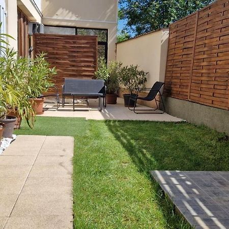 Boholand Apartman Еґер Екстер'єр фото